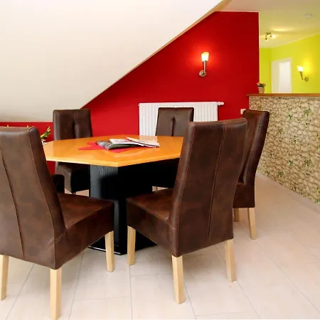 Appartementhaus Am Kiessee, * Westerholt (Lower-Saxony)